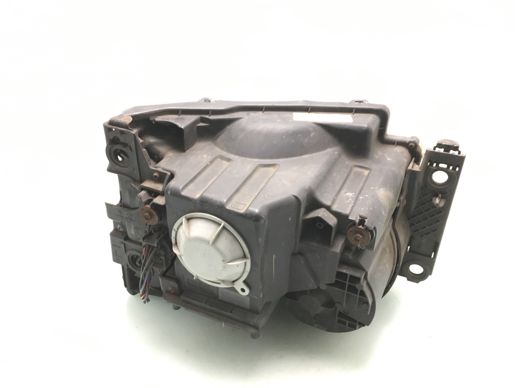 Фара левая бу для Land Rover Discovery 3 2.7 TD,  2005 г.