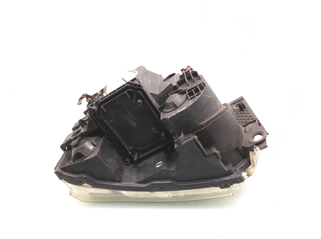 Фара левая бу для Land Rover Discovery 3 2.7 TD,  2005 г.