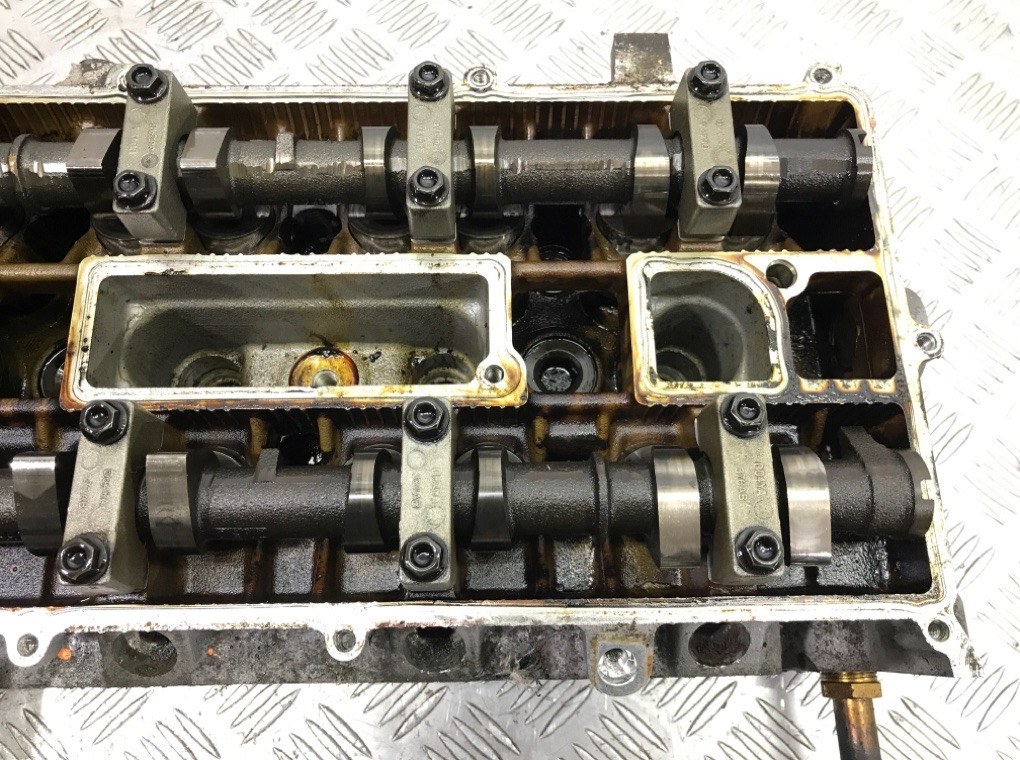 Головка блока цилиндров бу для Ford Focus 2 1.8 i,  2007 г.