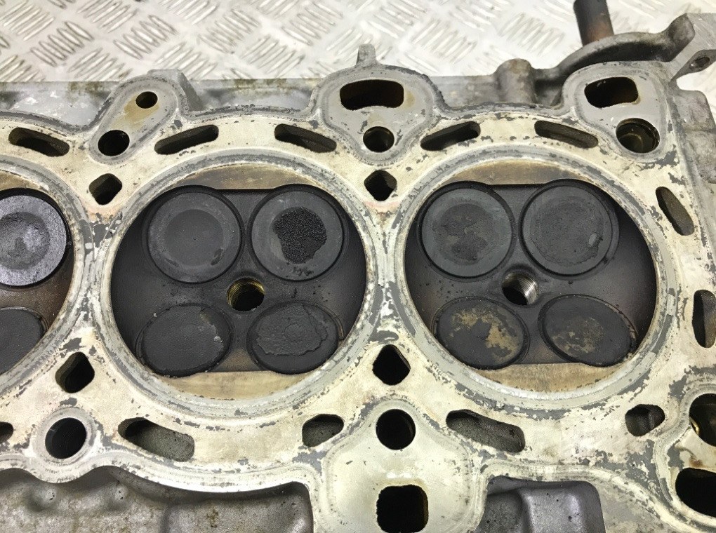 Головка блока цилиндров бу для Ford Focus 2 1.8 i,  2007 г.