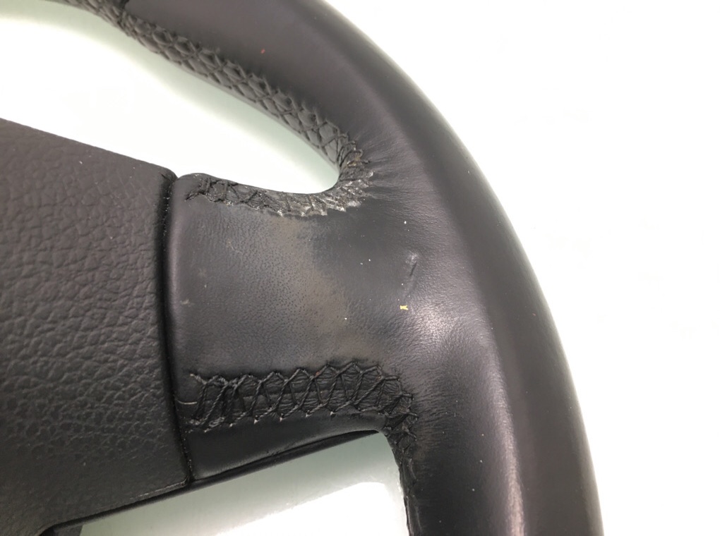 Руль бу для Volkswagen Passat B6 2.0 TDi, 2009 г. Руль бу для Volkswagen Passat B6 2.0 TDi, 2009 г.