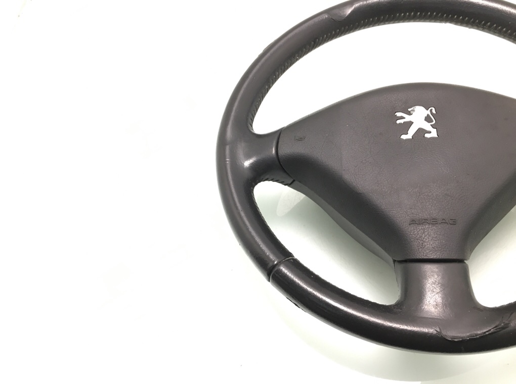 Руль бу для Peugeot 307  1.4 i,  2005 г.