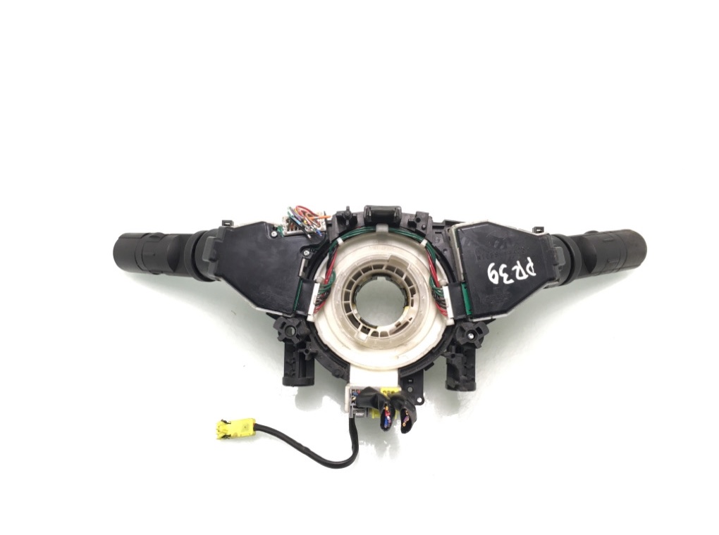 Переключатель подрулевой (стрекоза) бу для Nissan Qashqai+2 1 1.5 DCi, 2011 г. Переключатель подрулевой (стрекоза) бу для Nissan Qashqai+2 1 1.5 DCi, 2011 г.