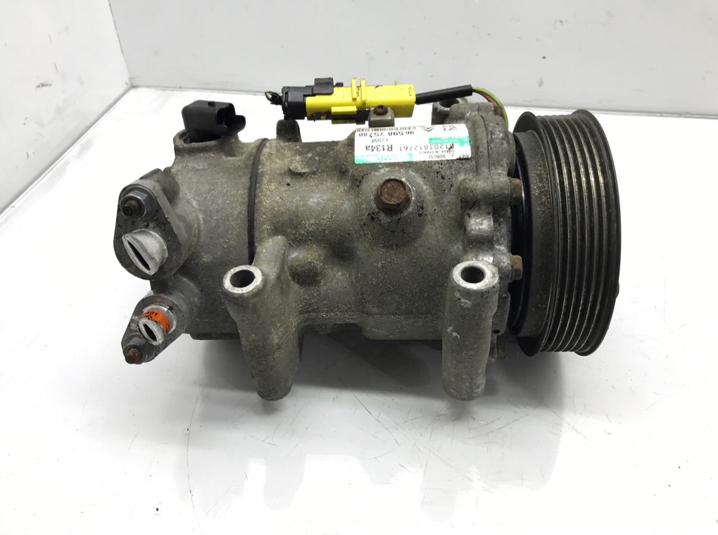 Компрессор кондиционера бу для Peugeot 207 1 1.6 i, 2008 г. Компрессор кондиционера бу для Peugeot 207 1 1.6 i, 2008 г.