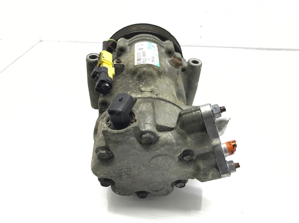 Компрессор кондиционера бу для Peugeot 207 1 1.6 i, 2008 г. Компрессор кондиционера бу для Peugeot 207 1 1.6 i, 2008 г.