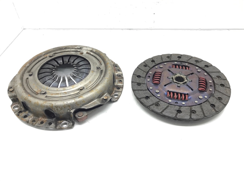 Комплект сцепления бу для Ford Ka  1.6 i,  2003 г.