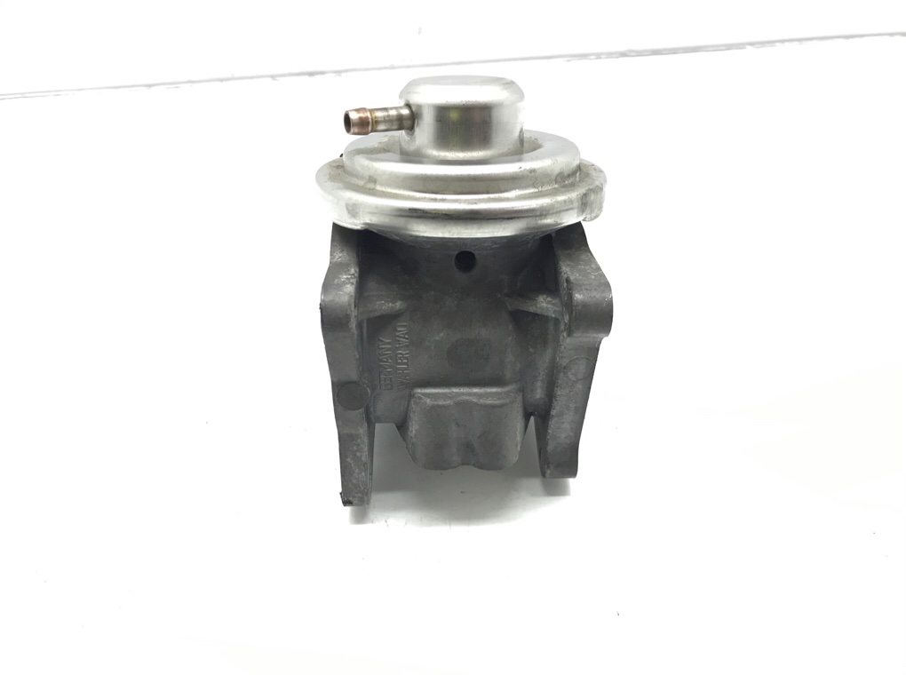 Клапан EGR бу для Volkswagen Jetta 5 1.9 TDi, 2007 г. Клапан EGR бу для Volkswagen Jetta 5 1.9 TDi, 2007 г.