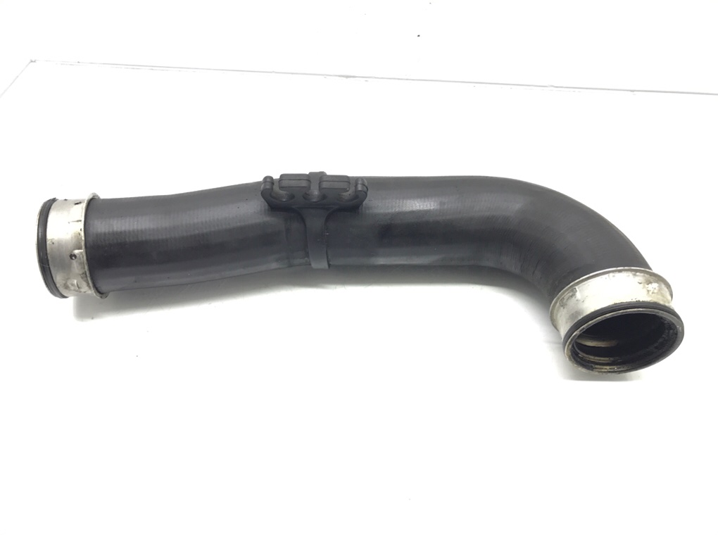 Патрубок интеркулера бу для Volkswagen Jetta 5 1.9 TDi, 2007 г.