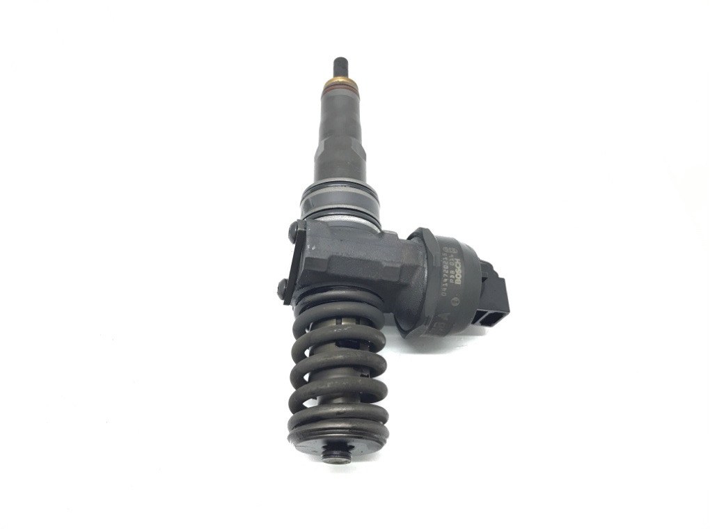Форсунка бу для Volkswagen Jetta 5 1.9 TDi, 2007 г. Форсунка бу для Volkswagen Jetta 5 1.9 TDi, 2007 г.