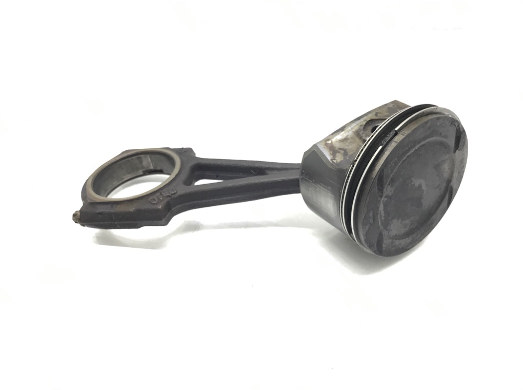 Поршень бу для Opel Astra H 1.4 i,  2010 г.