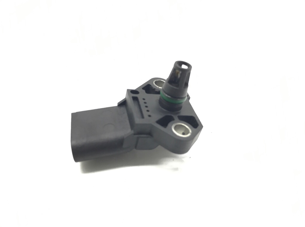 Датчик абсолютного давления бу для Volkswagen Golf 6 2.0 TDi, 2010 г. Датчик абсолютного давления бу для Volkswagen Golf 6 2.0 TDi, 2010 г.