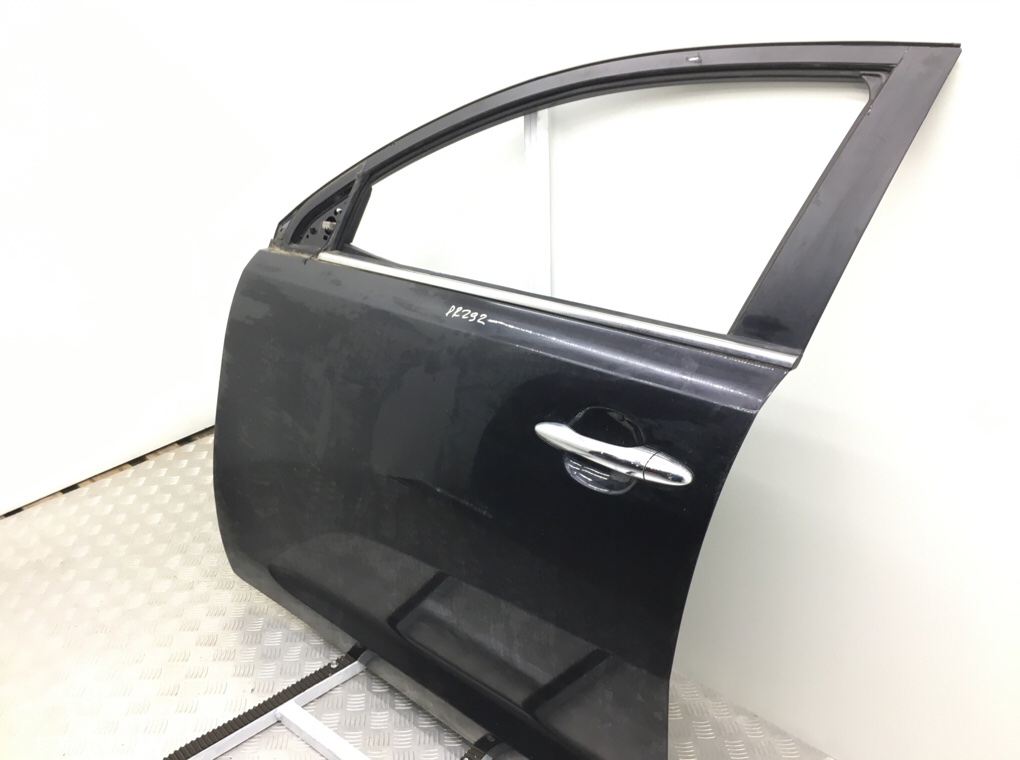 Дверь передняя левая бу для Kia Sportage 3 2.0 CRDi,  2011 г.