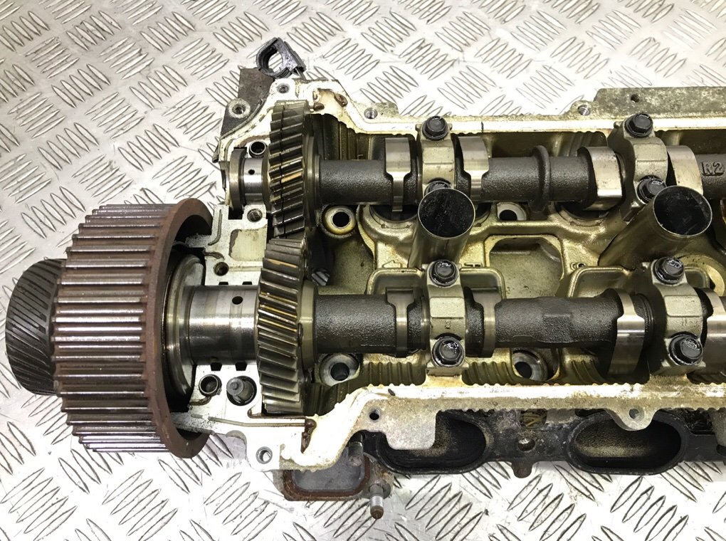 Головка блока цилиндров бу для Lexus LS 430 4.3 i, 2005 г. Головка блока цилиндров бу для Lexus LS 430 4.3 i, 2005 г.