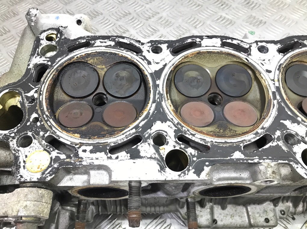 Головка блока цилиндров бу для Lexus LS 430 4.3 i, 2005 г. Головка блока цилиндров бу для Lexus LS 430 4.3 i, 2005 г.