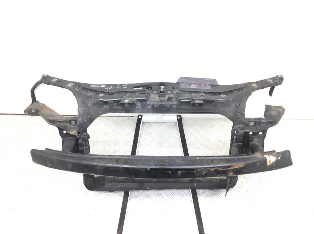 Панель передняя (телевизор) бу для Seat Ibiza 3 1.2 i, 2008 г. Панель передняя (телевизор) бу для Seat Ibiza 3 1.2 i, 2008 г.