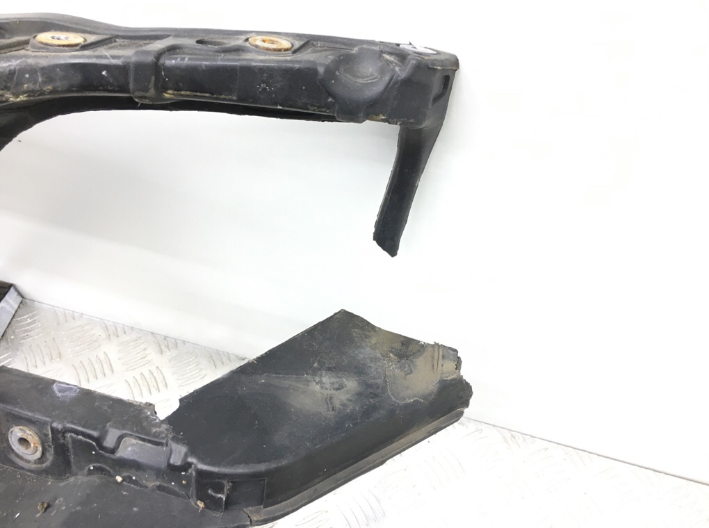 Панель передняя (телевизор) бу для Seat Ibiza 3 1.2 i, 2008 г. Панель передняя (телевизор) бу для Seat Ibiza 3 1.2 i, 2008 г.