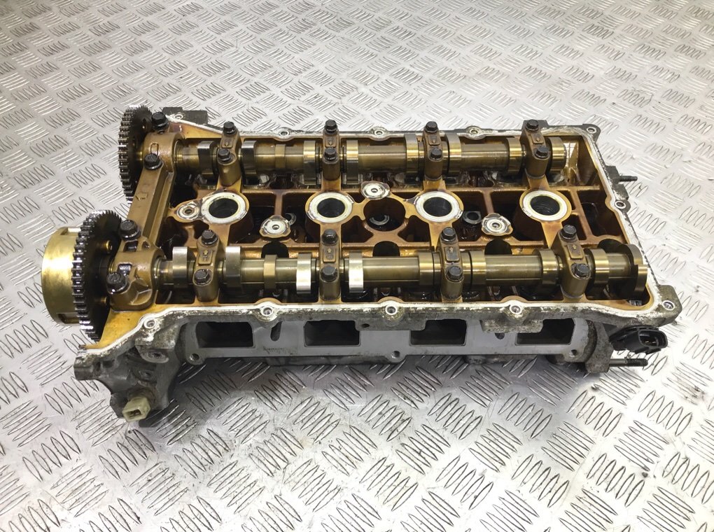 Головка блока цилиндров бу для Kia Magentis 2 2.0 i, 2006 г.