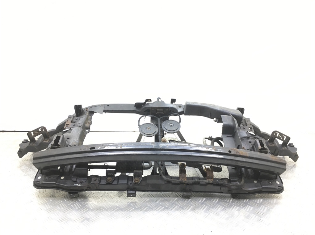 Панель передняя (телевизор) бу для Kia Sportage 2 2.0 CRDi,  2009 г.