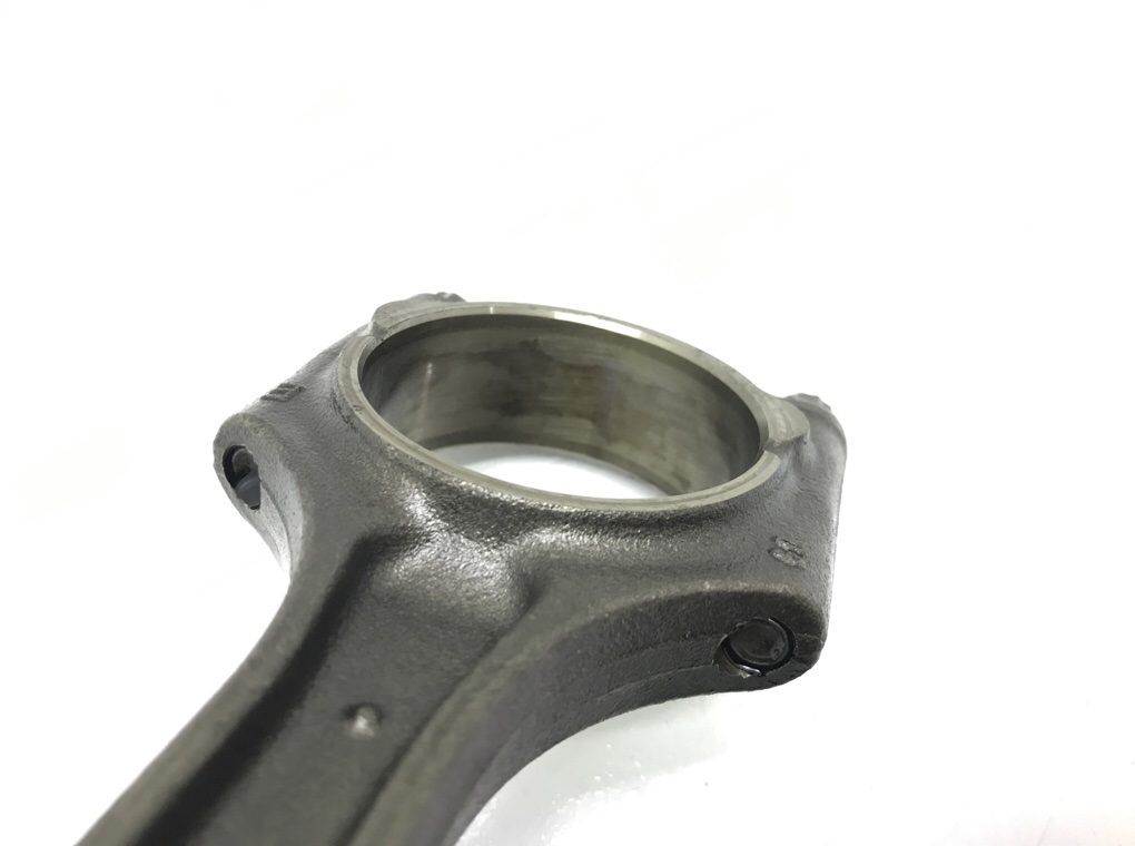 Поршень бу для Volvo XC60  2.0 D,  2010 г.