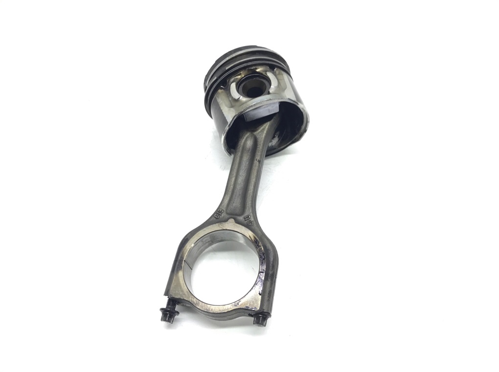 Поршень бу для Citroen C3 Picasso  1.6 HDi,  2010 г.