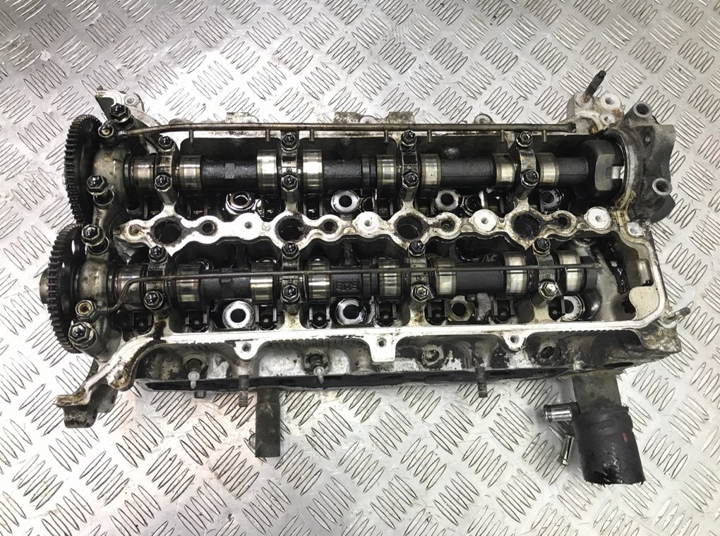 Головка блока цилиндров бу для Toyota Avensis 3 2.0 D-4D,  2010 г.
