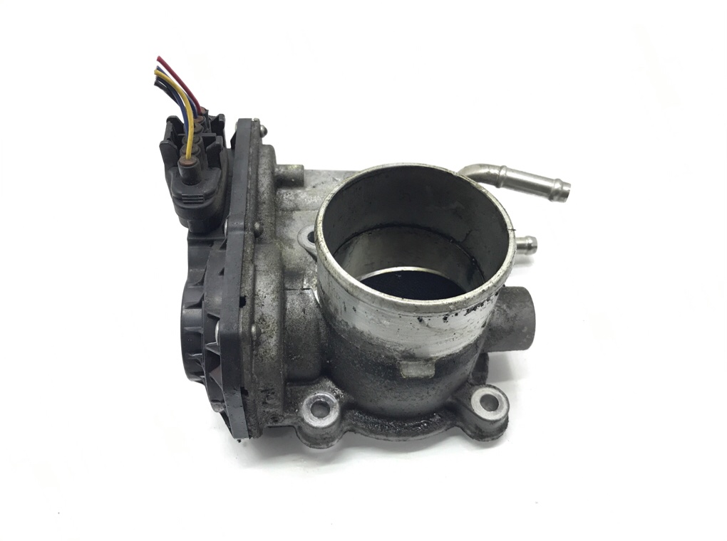 Заслонка дроссельная бу для Toyota Avensis 3 2.0 D-4D, 2010 г.