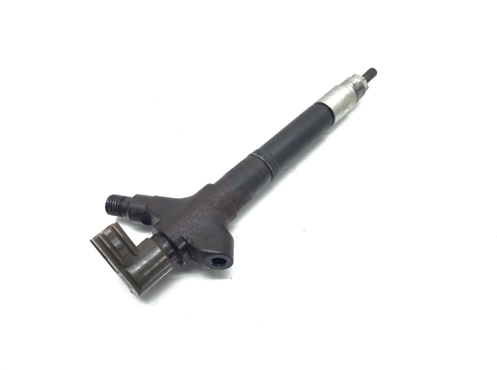 Форсунка бу для Toyota Avensis 3 2.0 D-4D, 2010 г. Форсунка бу для Toyota Avensis 3 2.0 D-4D, 2010 г.