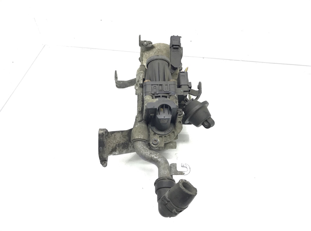 Клапан EGR бу для Ford Focus 3 1.6 TDCi, 2012 г. Клапан EGR бу для Ford Focus 3 1.6 TDCi, 2012 г.