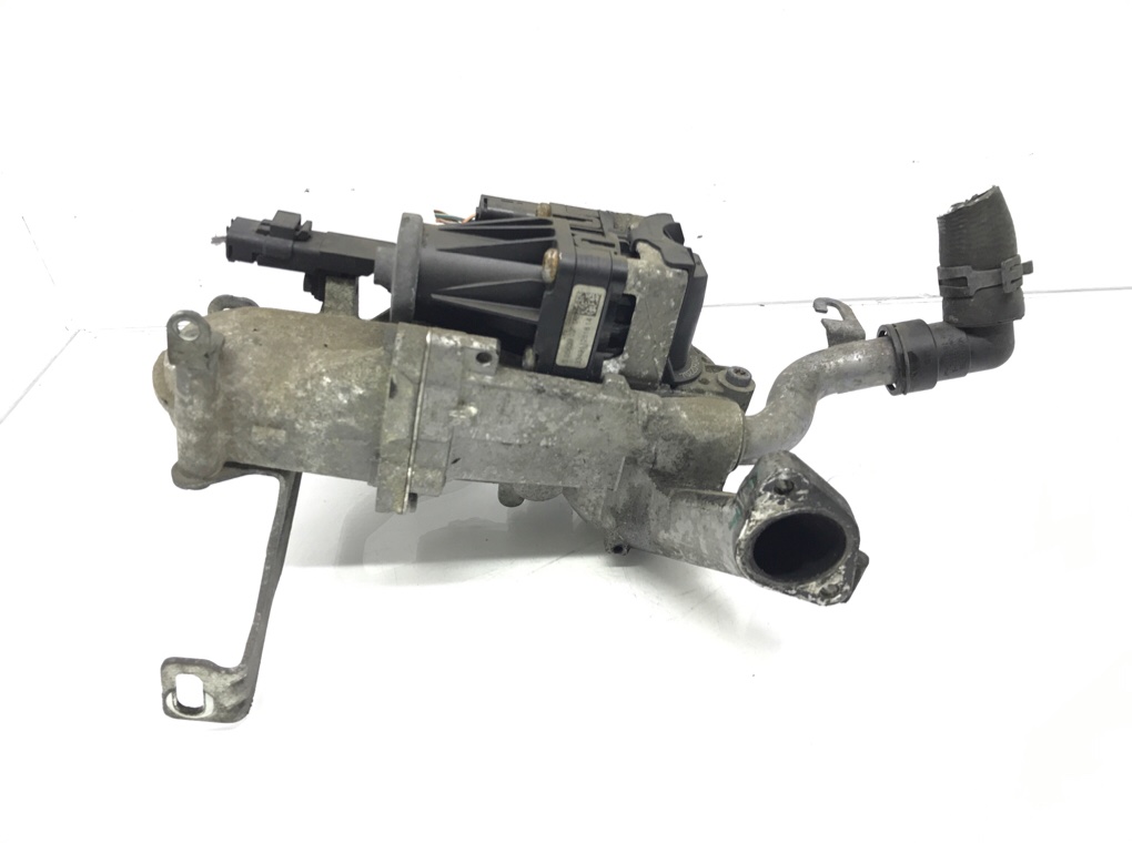 Клапан EGR бу для Ford Focus 3 1.6 TDCi, 2012 г. Клапан EGR бу для Ford Focus 3 1.6 TDCi, 2012 г.
