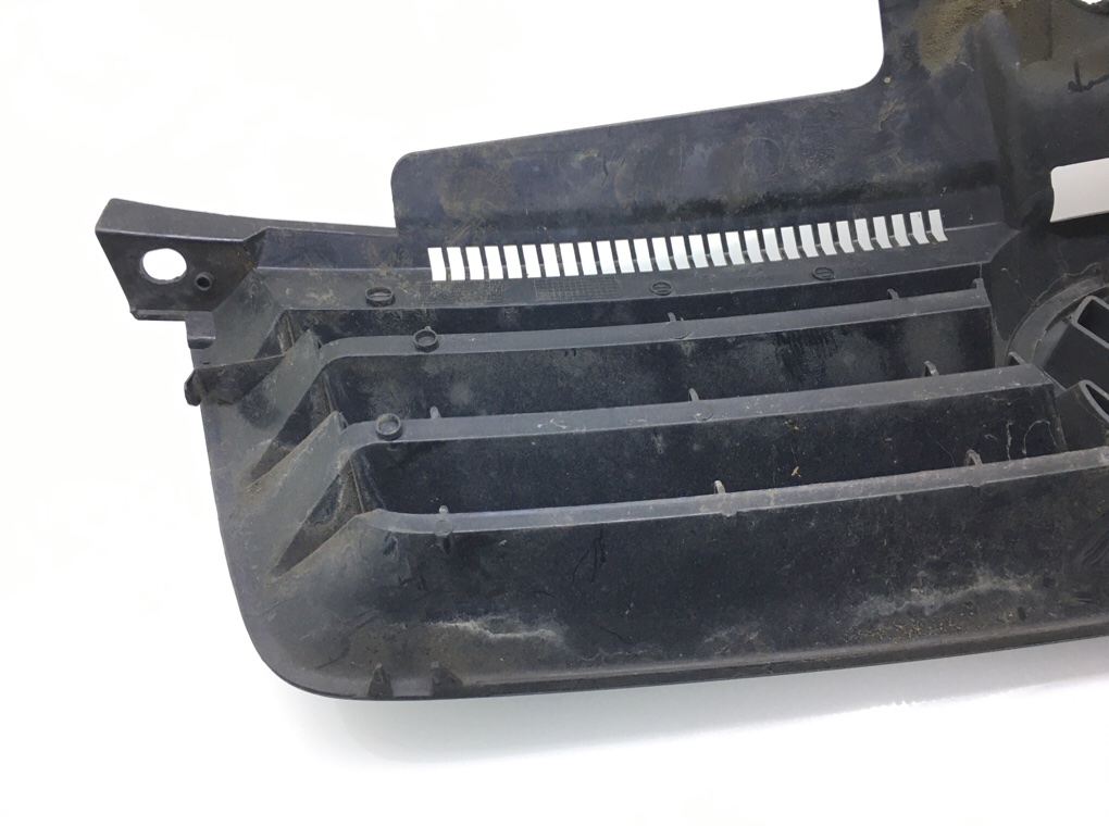 Решетка радиатора бу для Volkswagen Polo 4 1.2 i,  2002 г.