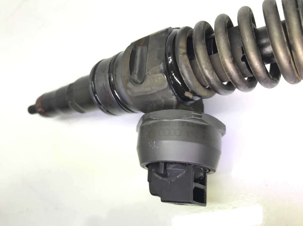 Форсунка бу для Volkswagen Jetta  1.9 TDi,  2006 г.