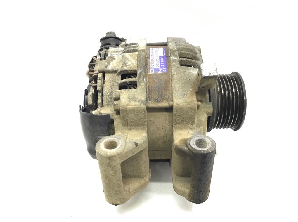 Генератор бу для Toyota Avensis  2.0 D-4D,  2012 г.