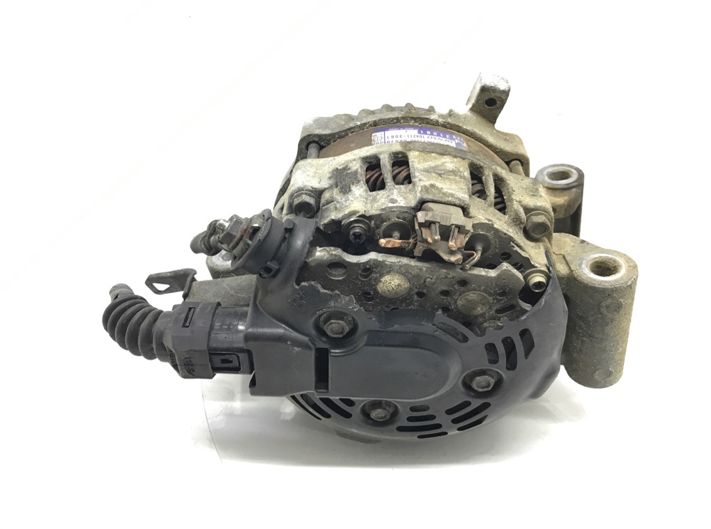 Генератор бу для Toyota Avensis  2.0 D-4D,  2012 г.