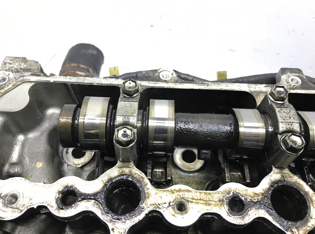 Головка блока цилиндров бу для Toyota Avensis  2.0 D-4D,  2012 г.