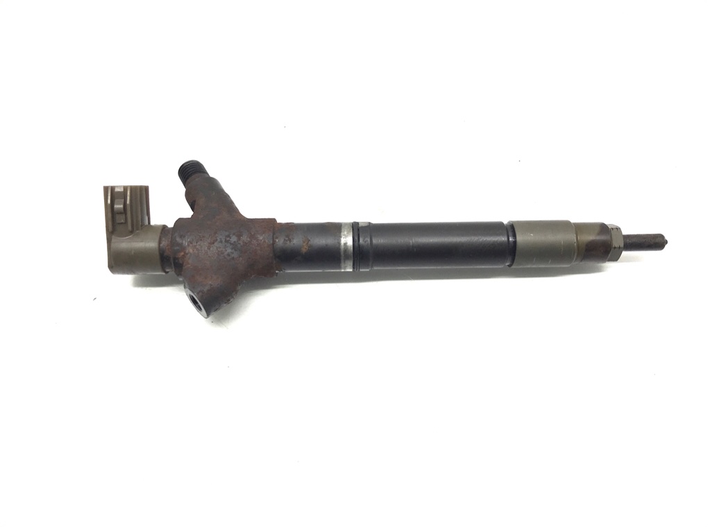 Форсунка бу для Toyota Avensis 2.0 D-4D, 2012 г. Форсунка бу для Toyota Avensis 2.0 D-4D, 2012 г.