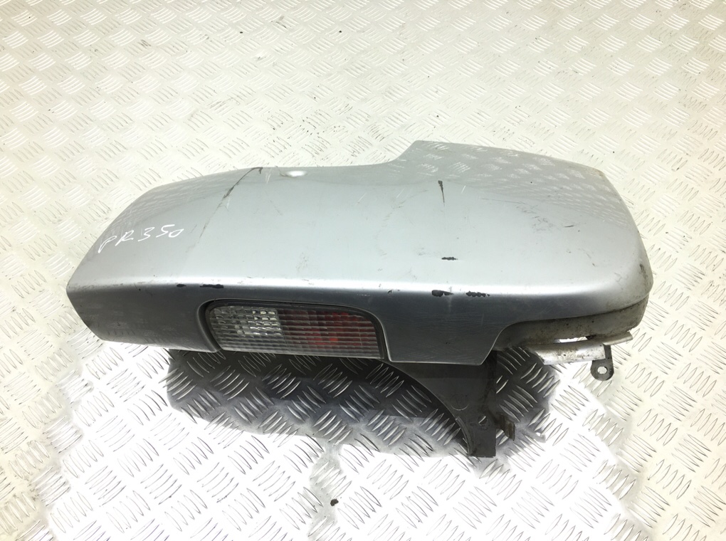 Клык бампера задний правый бу для Renault Trafic 2 2.0 CDTi, 2008 г. Клык бампера задний правый бу для Renault Trafic 2 2.0 CDTi, 2008 г.