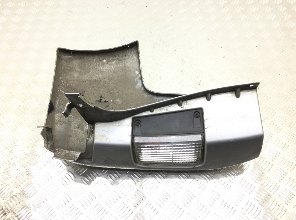 Клык бампера задний правый бу для Renault Trafic 2 2.0 CDTi, 2008 г. Клык бампера задний правый бу для Renault Trafic 2 2.0 CDTi, 2008 г.