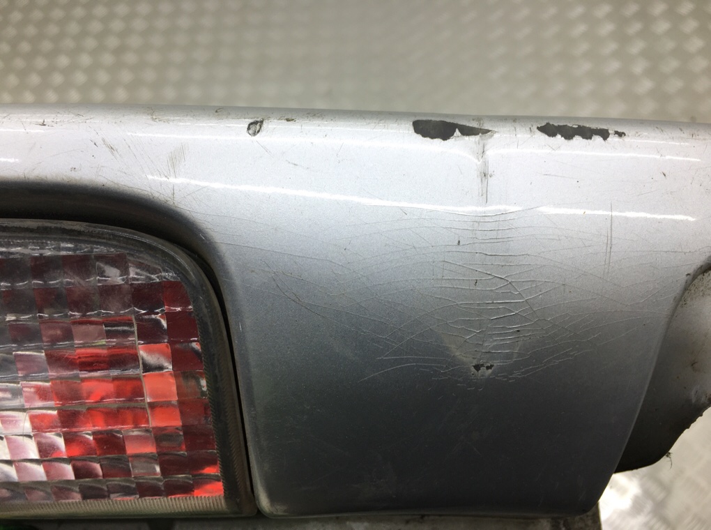 Клык бампера задний правый бу для Renault Trafic 2 2.0 CDTi, 2008 г. Клык бампера задний правый бу для Renault Trafic 2 2.0 CDTi, 2008 г.