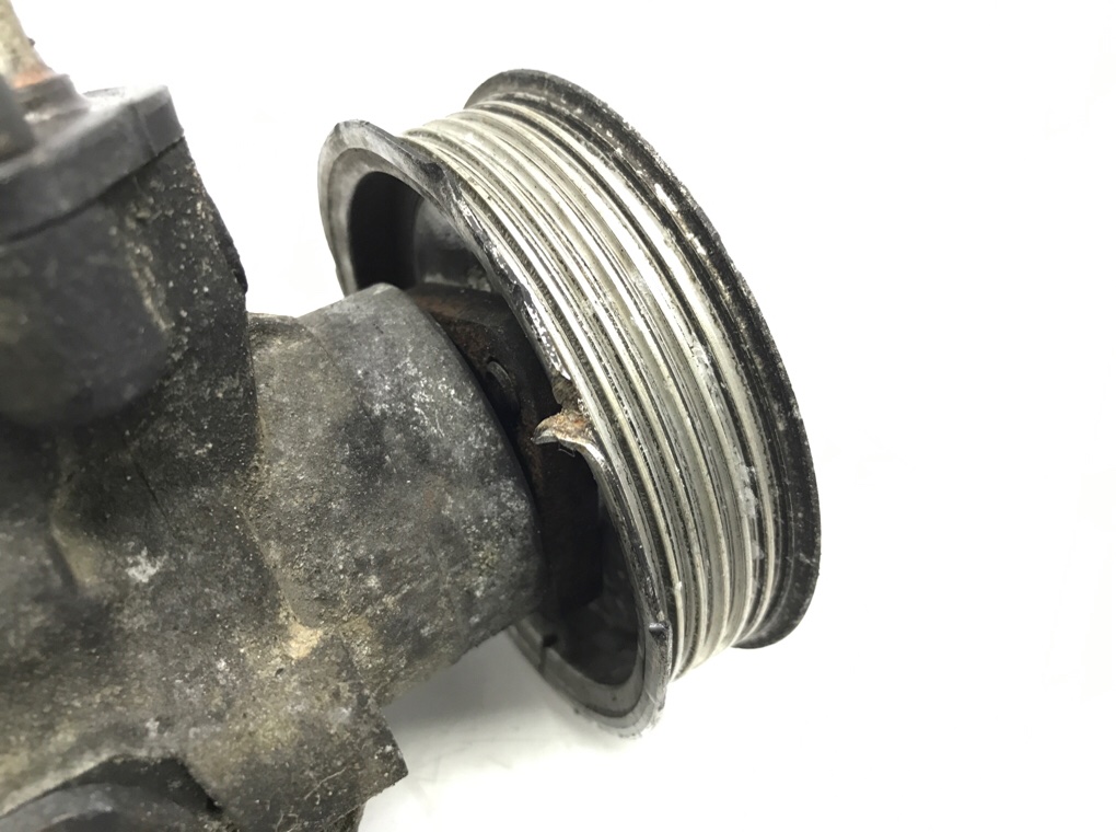 Насос гидроусилителя руля бу для Volkswagen Crafter  2.0 TDi,  2011 г.