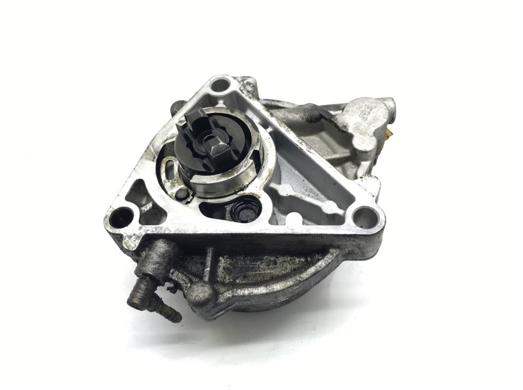 Насос вакуумный бу для Opel Zafira B 1.9 CDTi, 2007 г.