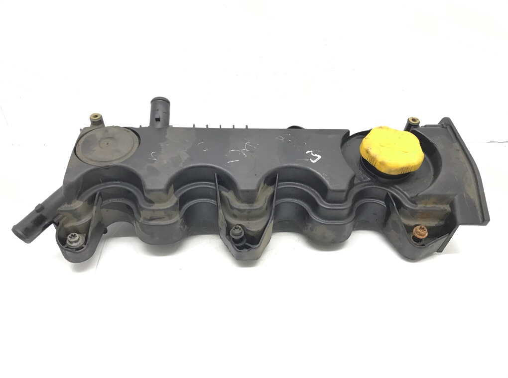 Клапанная крышка бу для Opel Zafira B 1.9 CDTi, 2007 г.