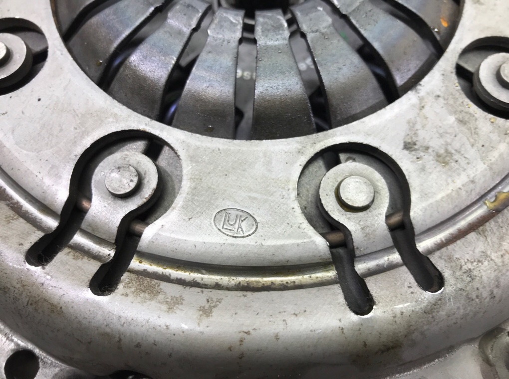 Комплект сцепления бу для Opel Corsa D 1.2 i,  2011 г.