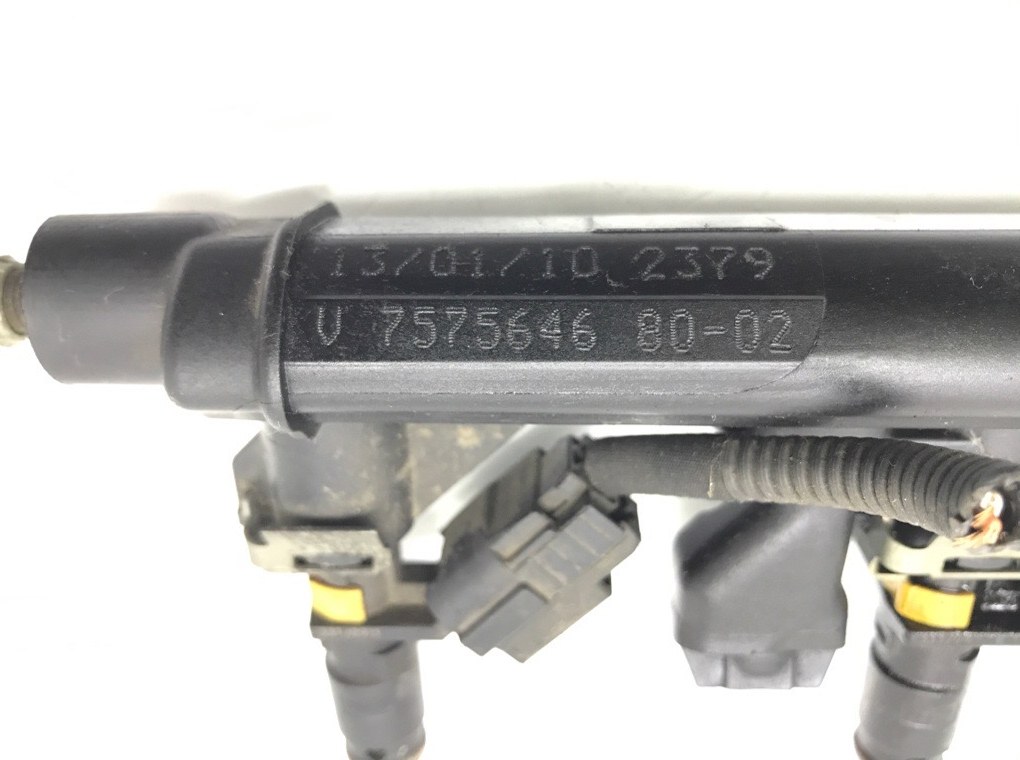 Топливная рампа бу для Mini Cooper R56 1.6 i,  2010 г.