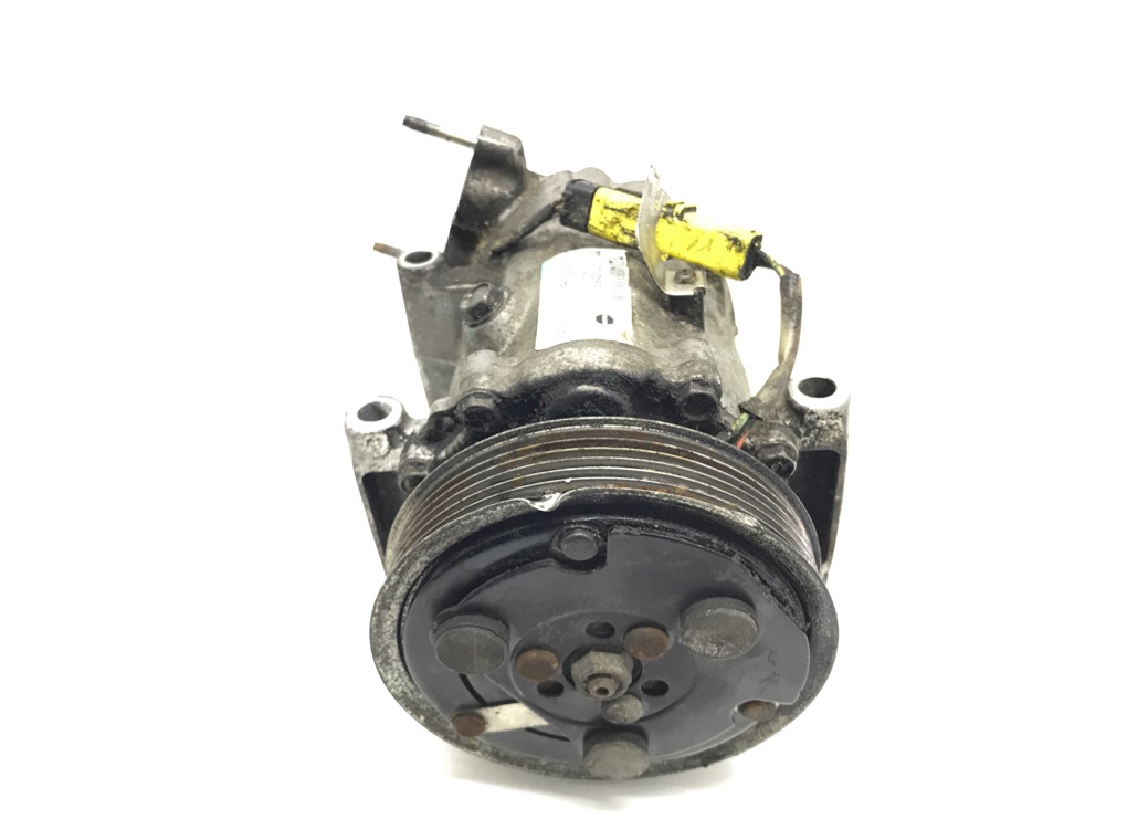 Компрессор кондиционера бу для Mini Cooper R56 1.6 i, 2007 г.