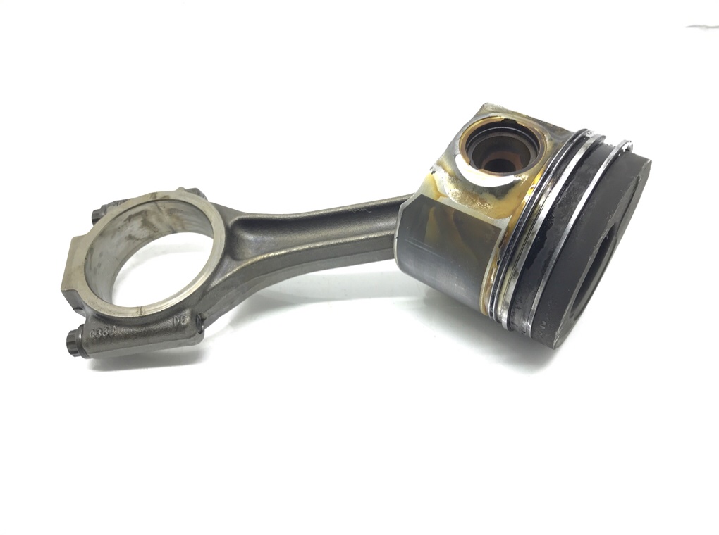 Поршень бу для Skoda Superb 2 2.0 TDi,  2009 г.