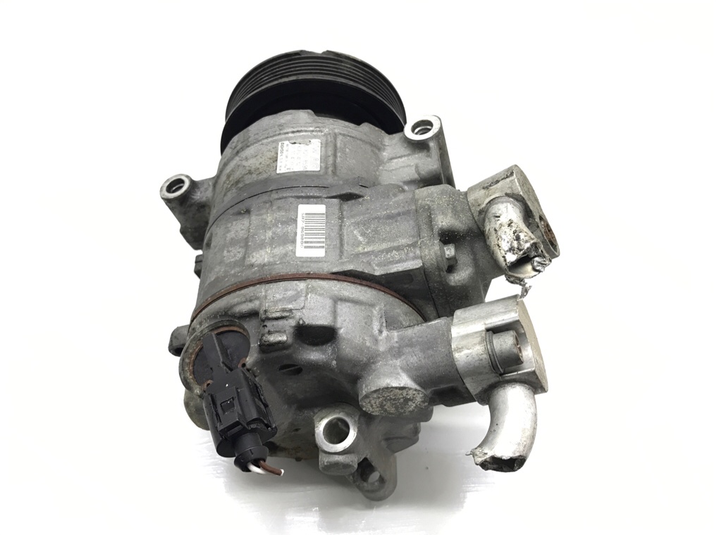 Компрессор кондиционера бу для Volkswagen Golf 5 1.4 TSi, 2008 г. Компрессор кондиционера бу для Volkswagen Golf 5 1.4 TSi, 2008 г.