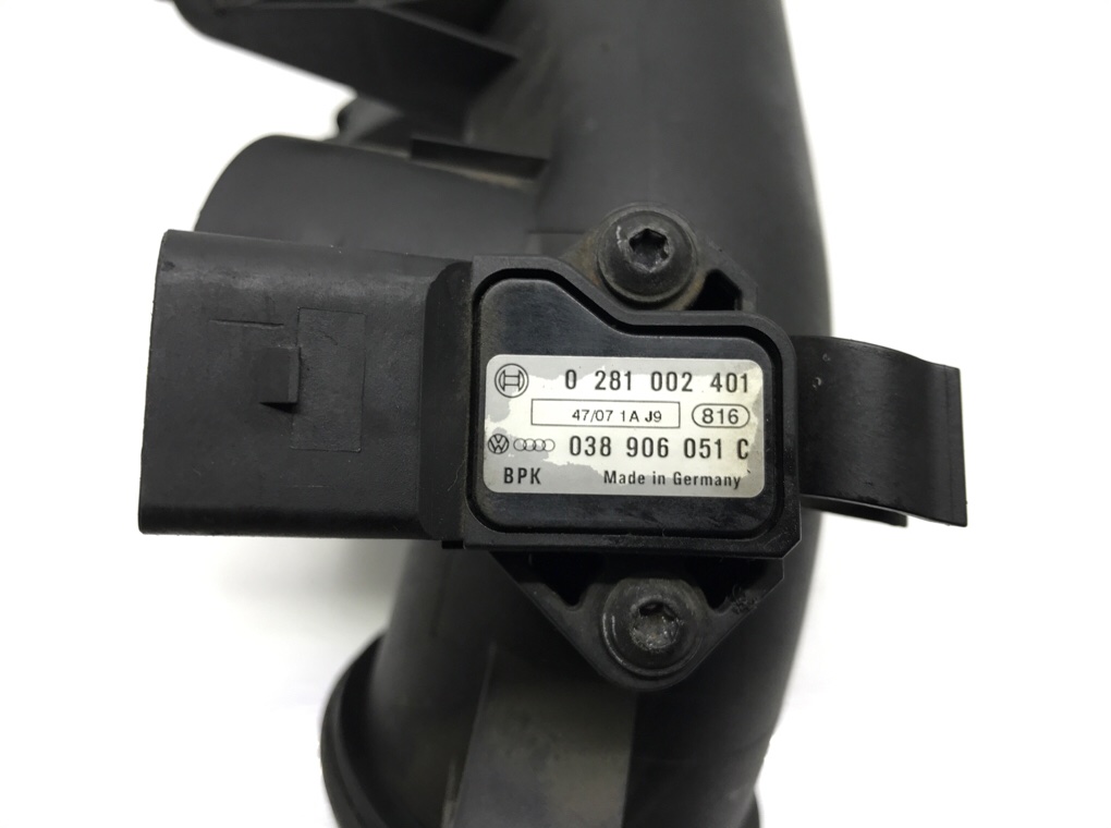 Патрубок воздушного фильтра бу для Volkswagen Golf 5 1.4 TSi,  2008 г.