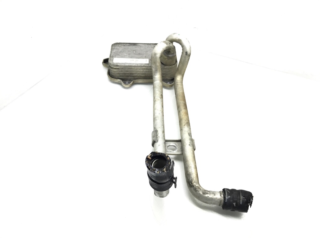 Радиатор масляный бу для Volkswagen Golf 5 1.4 TSi,  2008 г.