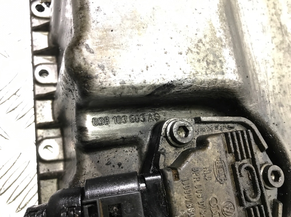 Поддон бу для Volkswagen Jetta 5 1.9 TDi,  2007 г.