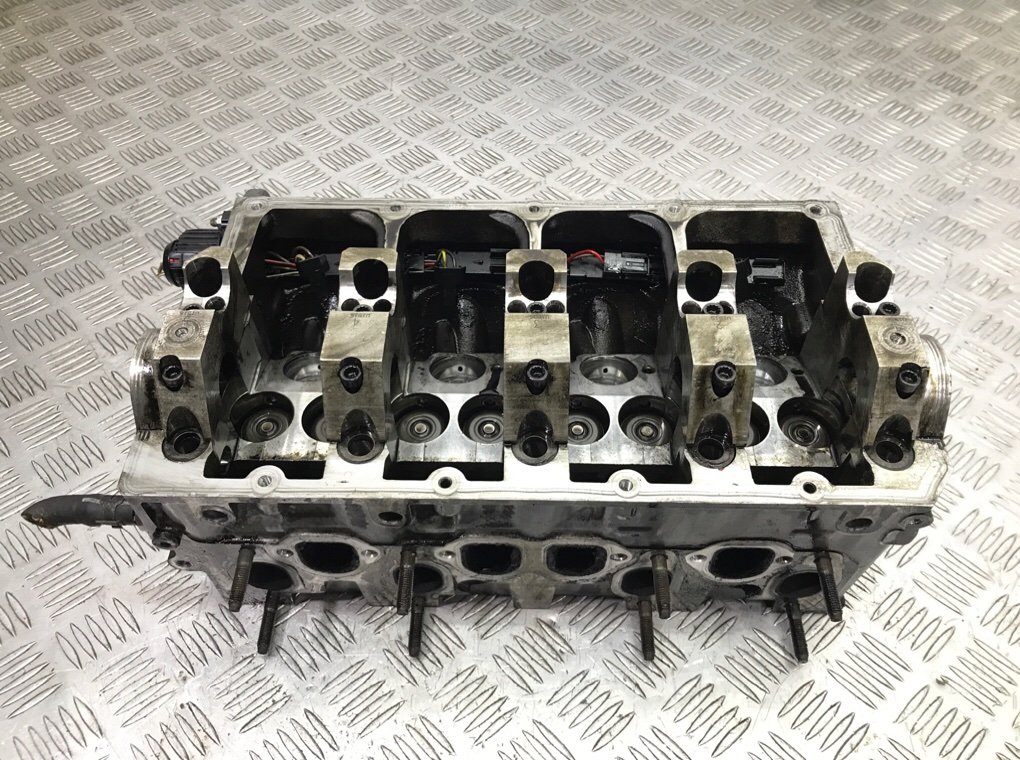Головка блока цилиндров бу для Volkswagen Jetta 5 1.9 TDi, 2007 г. Головка блока цилиндров бу для Volkswagen Jetta 5 1.9 TDi, 2007 г.